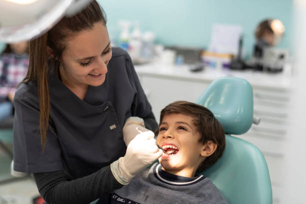 Best Emergency Gum Treatment in Sheridan, IL